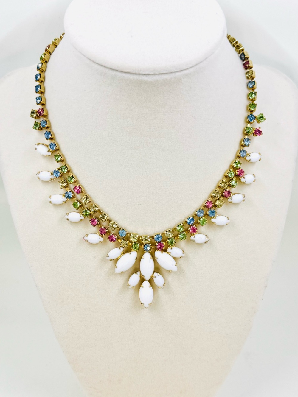 Vintage Gold Tone Multi Color Rhinestone & Milk Glass Prong Set Necklace 14”